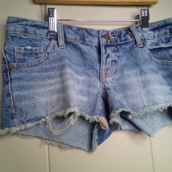Mossimo Denim Jean Shorts 2 26 Low Rise Short Shorts Raw Hem Blue - Picture 8 of 13